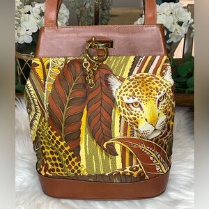 MT63 - Authentic Vintage Salvatore Ferragamo Hobo/Shoulder Bag